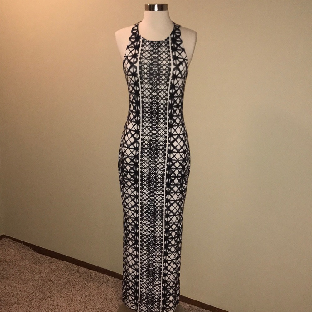 NWOT👗Double Slit Floor Length Dress